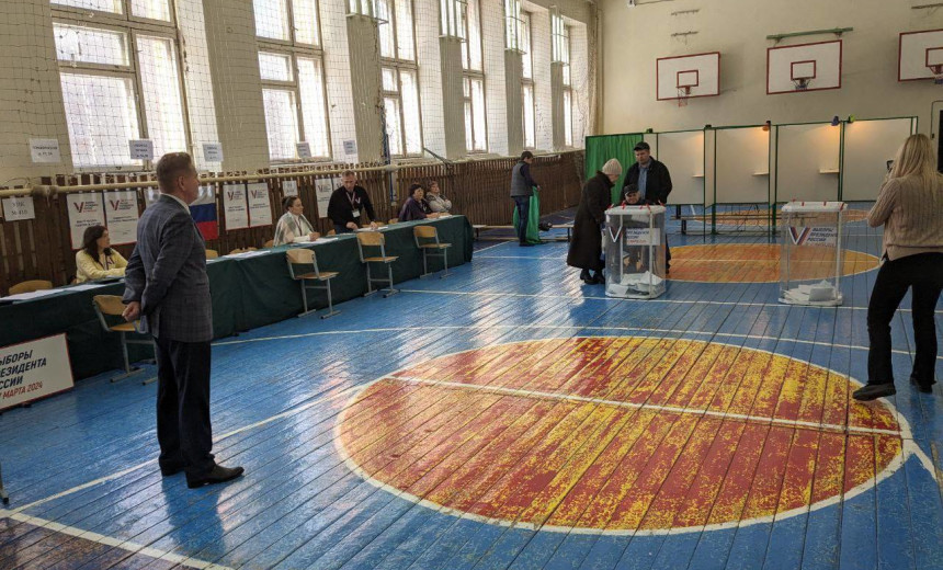 Выборы президента России в Татарстане: Без шторок, но с задержаниями